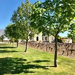 Particulier Chateau Des Marais Proximite Et Vue Sur Le De Grand Lieu 3*