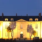 מלון Particulier Chateau Des Marais Proximite Et Vue Sur Le De Grand Lieu