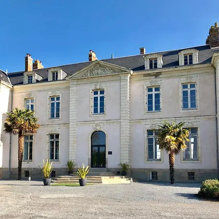 فندق Particulier Chateau Des Marais Proximite Et Vue Sur Le De Grand Lieu