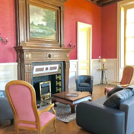 Particulier Chateau Des Marais Proximite Et Vue Sur Le De Grand Lieu 酒店 3*