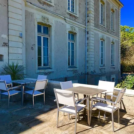 فندق Particulier Chateau Des Marais Proximite Et Vue Sur Le De Grand Lieu Saint-Philbert-de-Grand-Lieu
