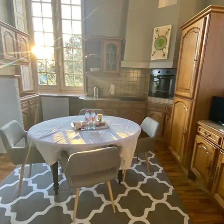 Particulier Château Des Marais Proximité Et Vue Sur Le De Grand Lieu Hotel Saint-Philbert-de-Grand-Lieu