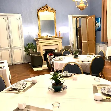 فندق Particulier Chateau Des Marais Proximite Et Vue Sur Le De Grand Lieu Saint-Philbert-de-Grand-Lieu