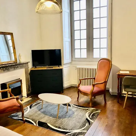 Particulier Château Des Marais Proximité Et Vue Sur Le De Grand Lieu 3* Saint-Philbert-de-Grand-Lieu