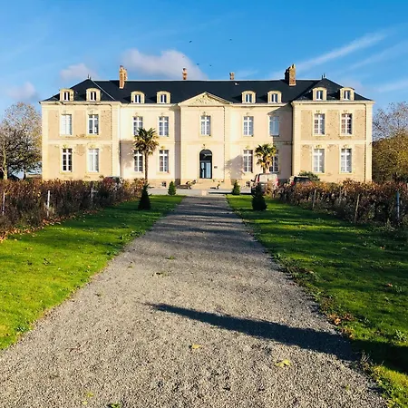 فندق Particulier Chateau Des Marais Proximite Et Vue Sur Le De Grand Lieu 3*