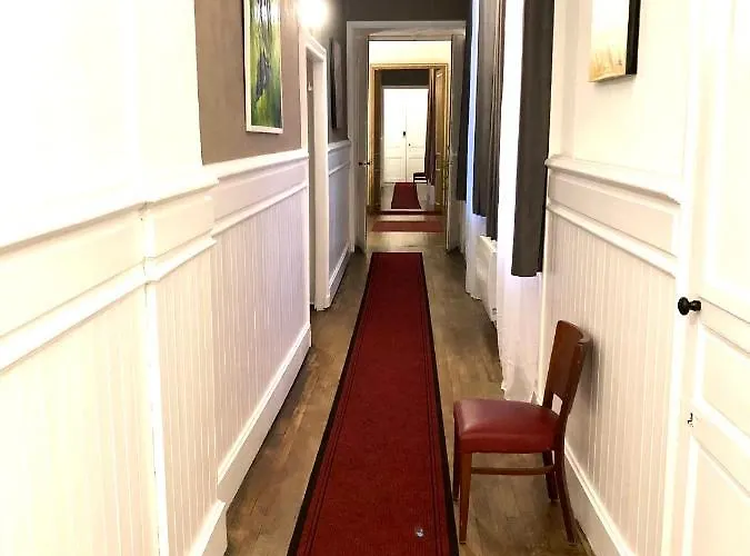 ホテル Particulier Chateau Des Marais Proximite Et Vue Sur Le De Grand Lieu Saint-Philbert-de-Grand-Lieu