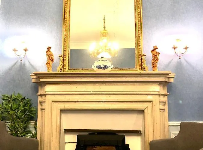 Particulier Chateau Des Marais Proximite Et Vue Sur Le De Grand Lieu ホテル 3*